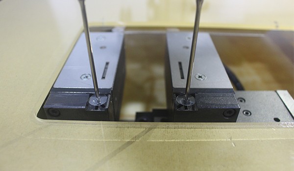 自動(dòng)膠釘機(jī)常見(jiàn)小故障舉例